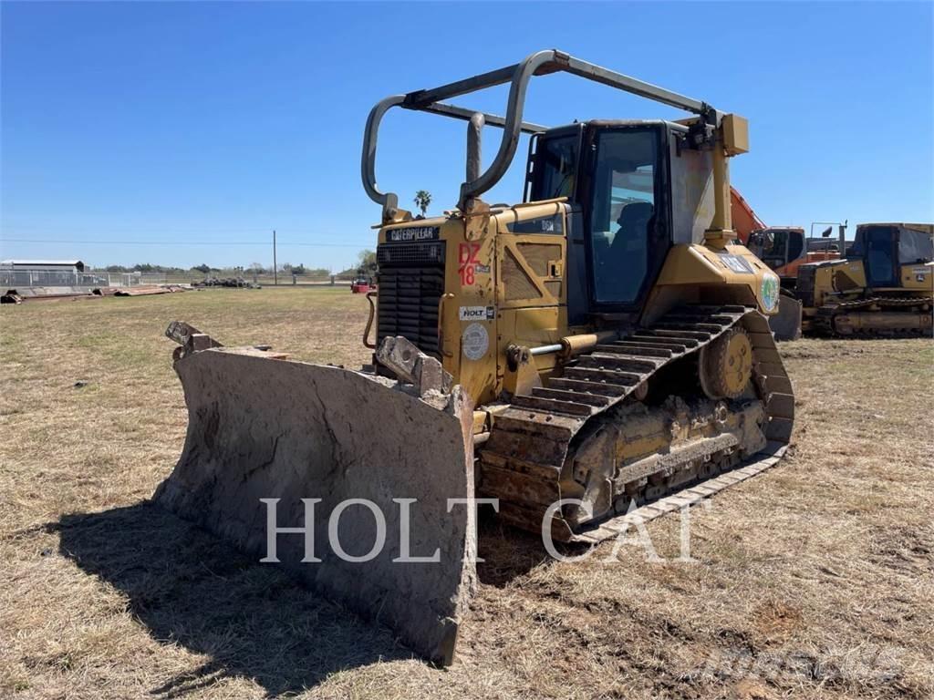 CAT D6N Buldožeri guseničari