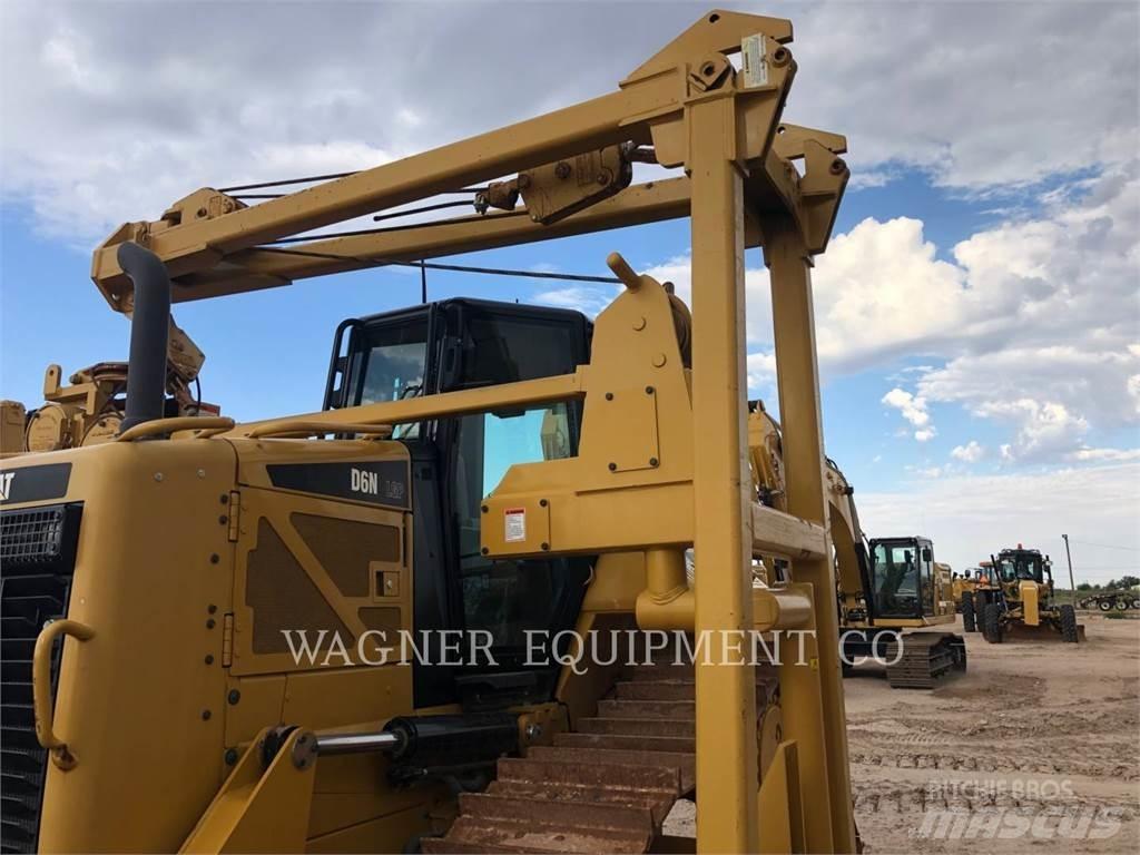 CAT D6N LGP PL Buldožeri guseničari