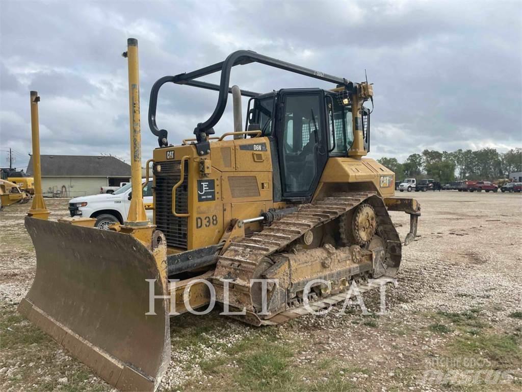 CAT D6N XL Buldožeri guseničari