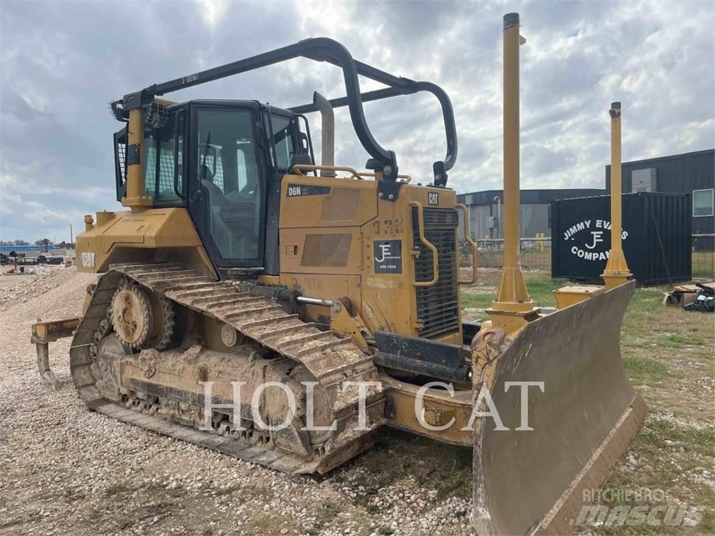 CAT D6N XL Buldožeri guseničari