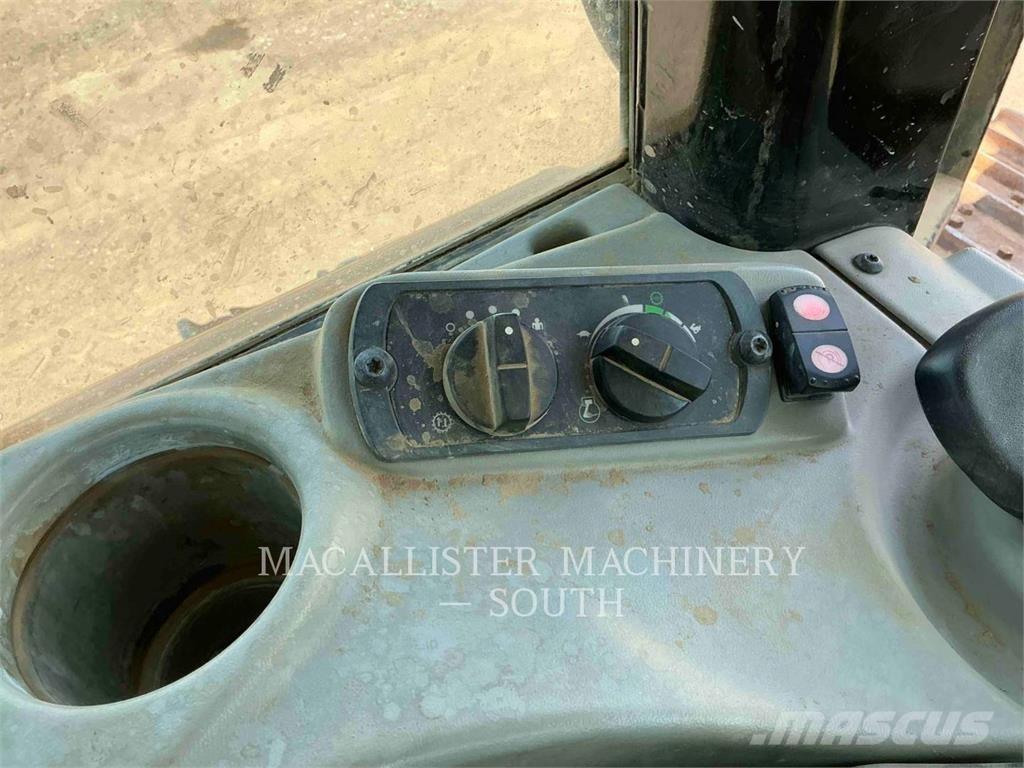 CAT D6NLGP Buldožeri guseničari