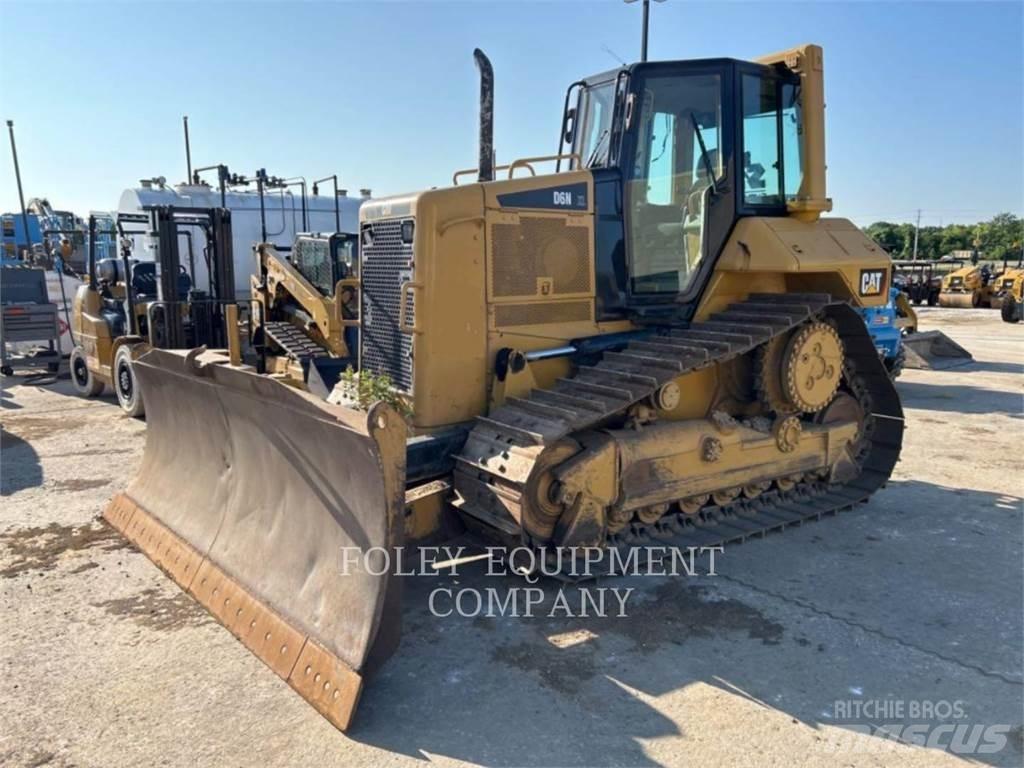 CAT D6NXL Buldožeri guseničari