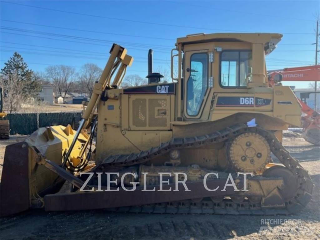 CAT D6R Buldožeri guseničari