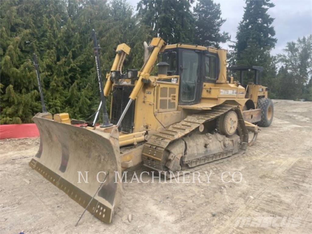 CAT D6R XLVPAT Buldožeri guseničari