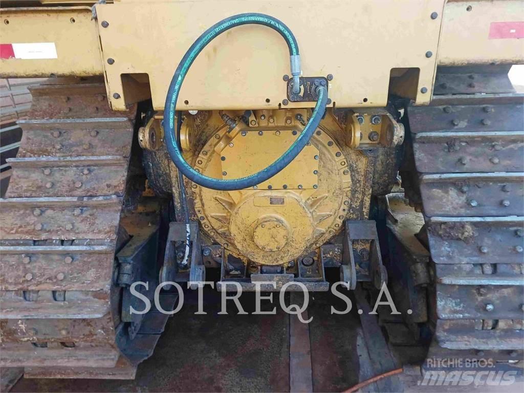 CAT D6T Buldožeri guseničari