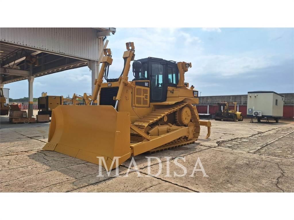 CAT D6T Buldožeri guseničari