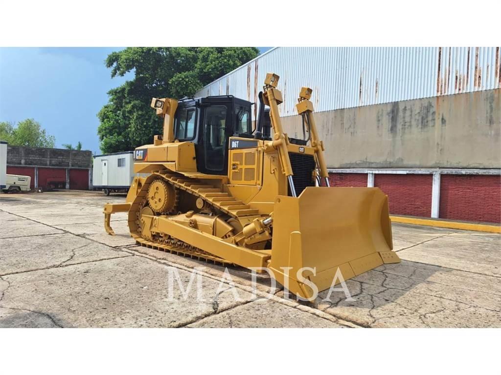 CAT D6T Buldožeri guseničari