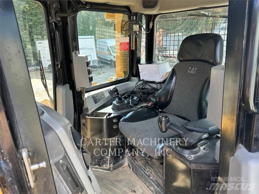 CAT D6T Buldožeri guseničari