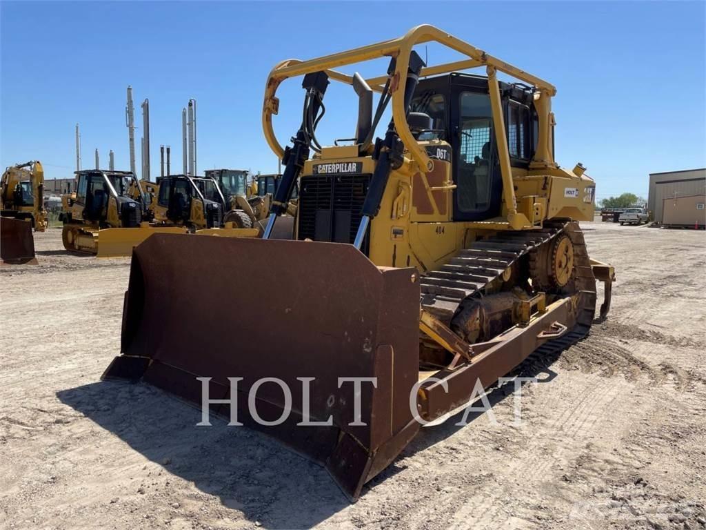 CAT D6T Buldožeri guseničari