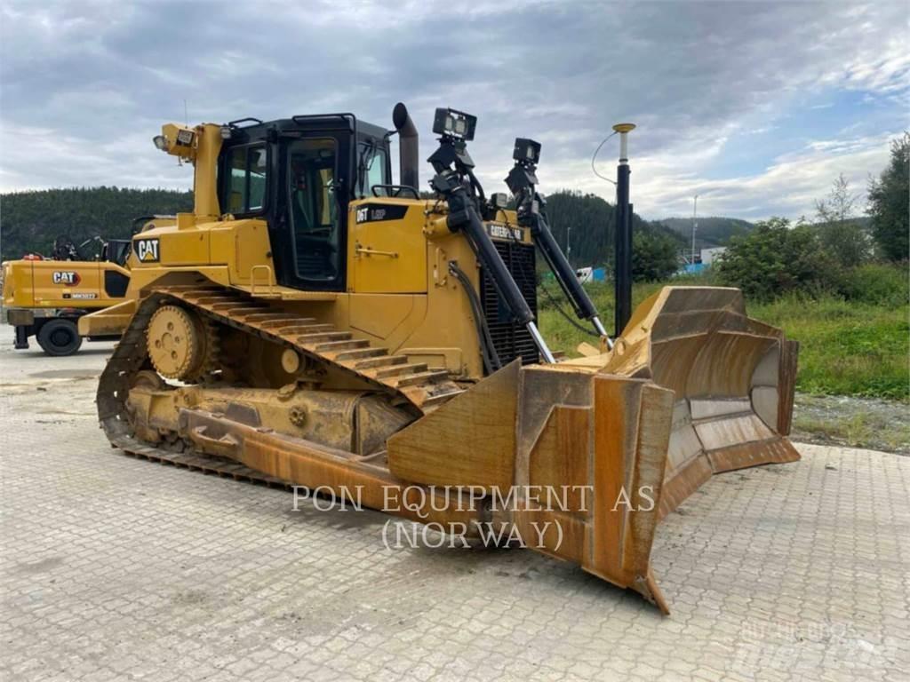 CAT D6T Buldožeri guseničari