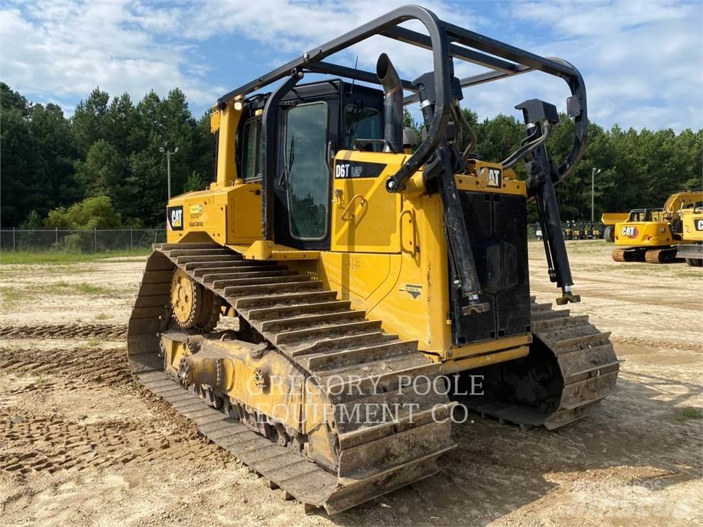 CAT D6T Buldožeri guseničari
