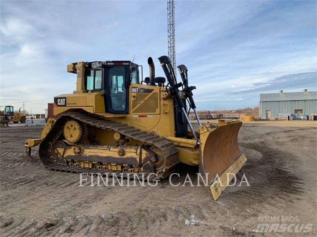 CAT D6T Buldožeri guseničari