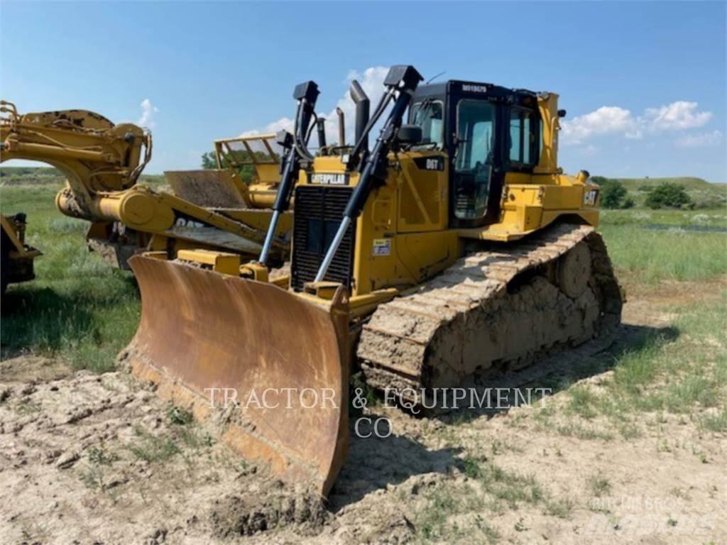 CAT D6T Buldožeri guseničari