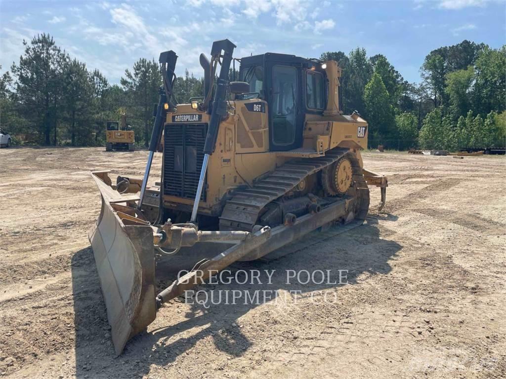 CAT D6T Buldožeri guseničari