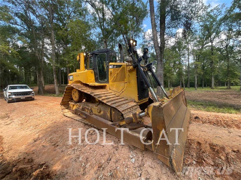 CAT D6T Buldožeri guseničari