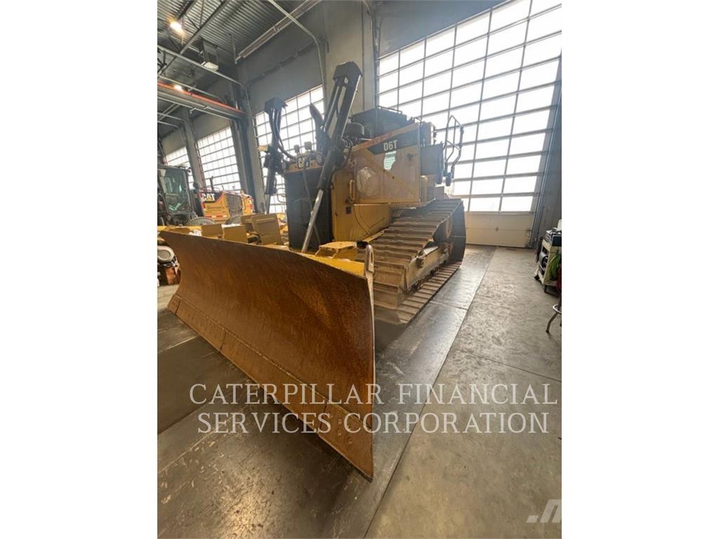 CAT D6T LGP VPAT Buldožeri guseničari