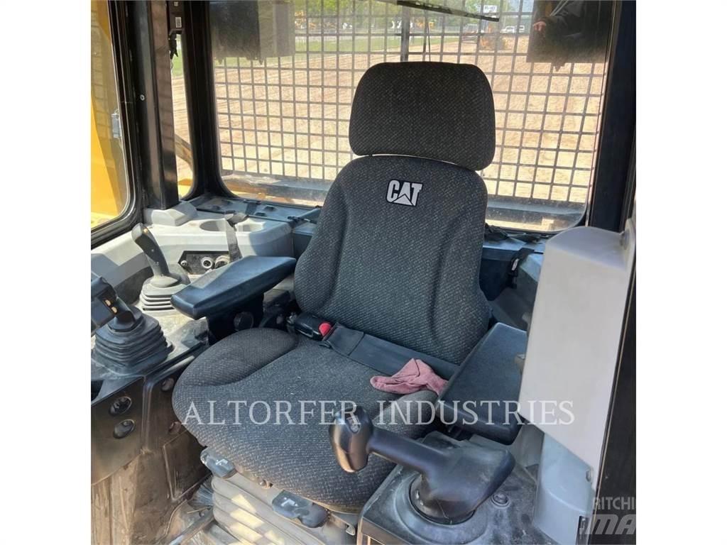 CAT D6T LGPPAT Buldožeri guseničari