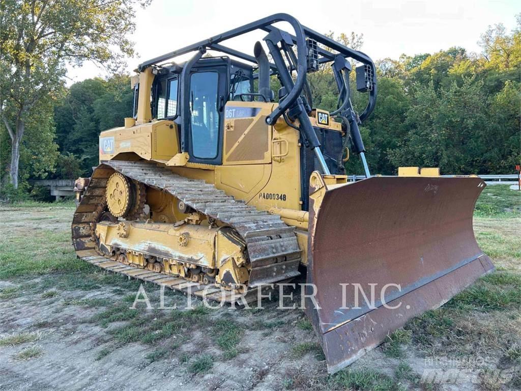 CAT D6T LGPPAT Buldožeri guseničari