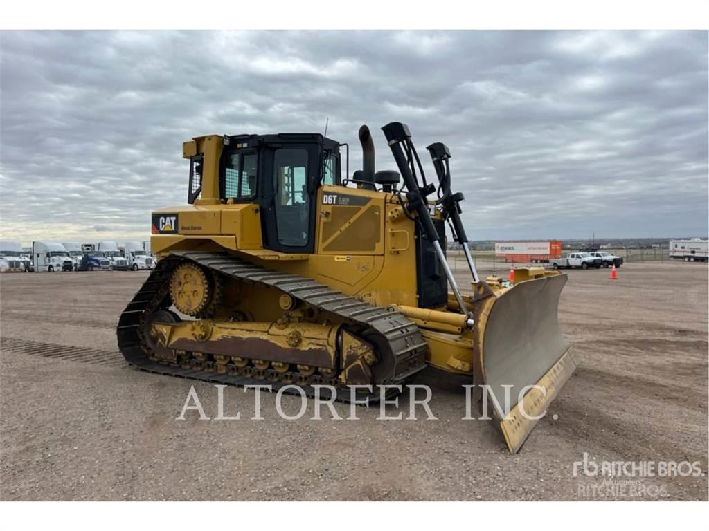 CAT D6T LGPPAT Buldožeri guseničari