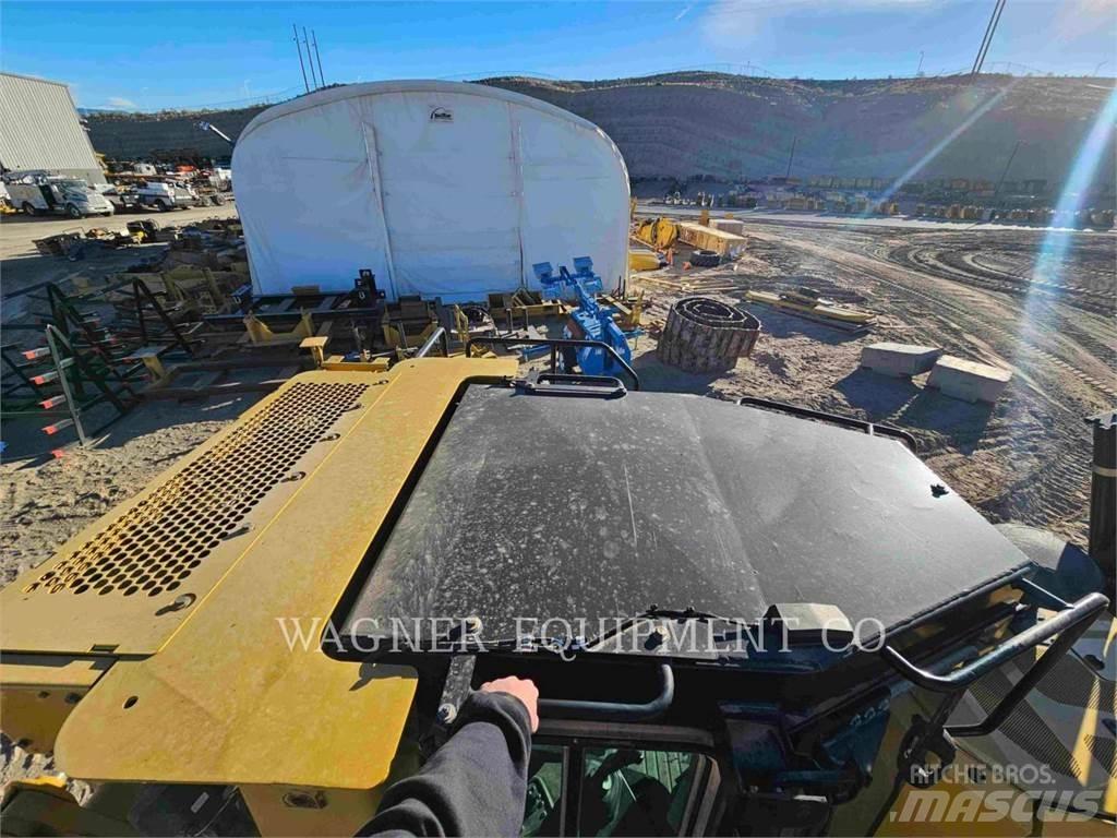 CAT D6T LGPVPT Buldožeri guseničari