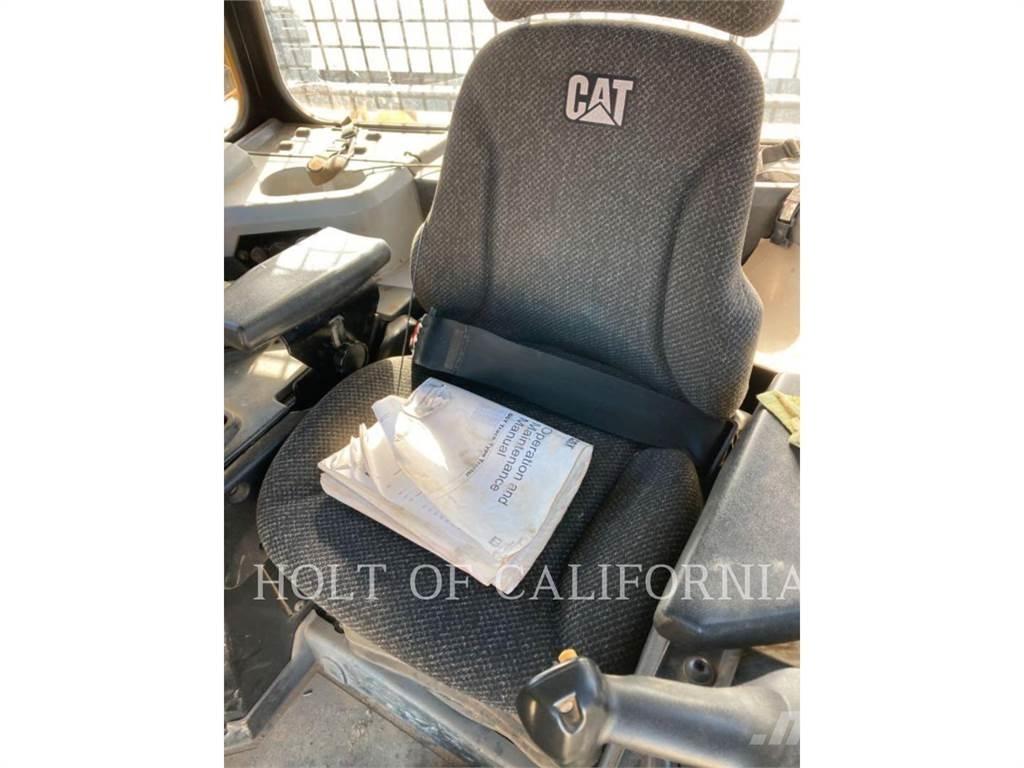 CAT D6T PA Buldožeri guseničari