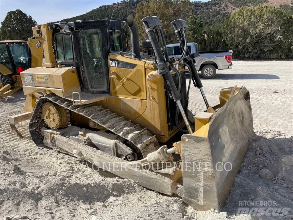 CAT D6T XL Buldožeri guseničari