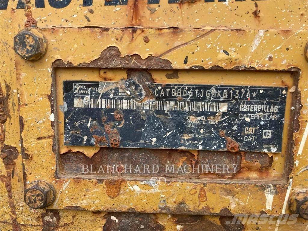 CAT D6T XL Buldožeri guseničari