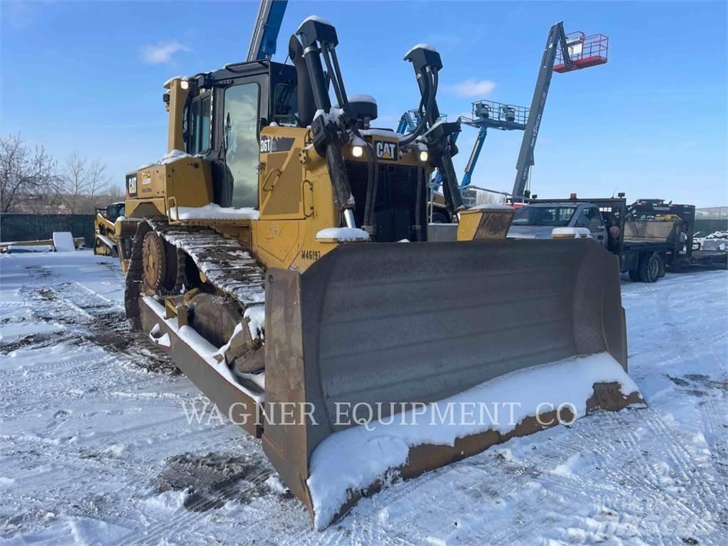 CAT D6T XL Buldožeri guseničari