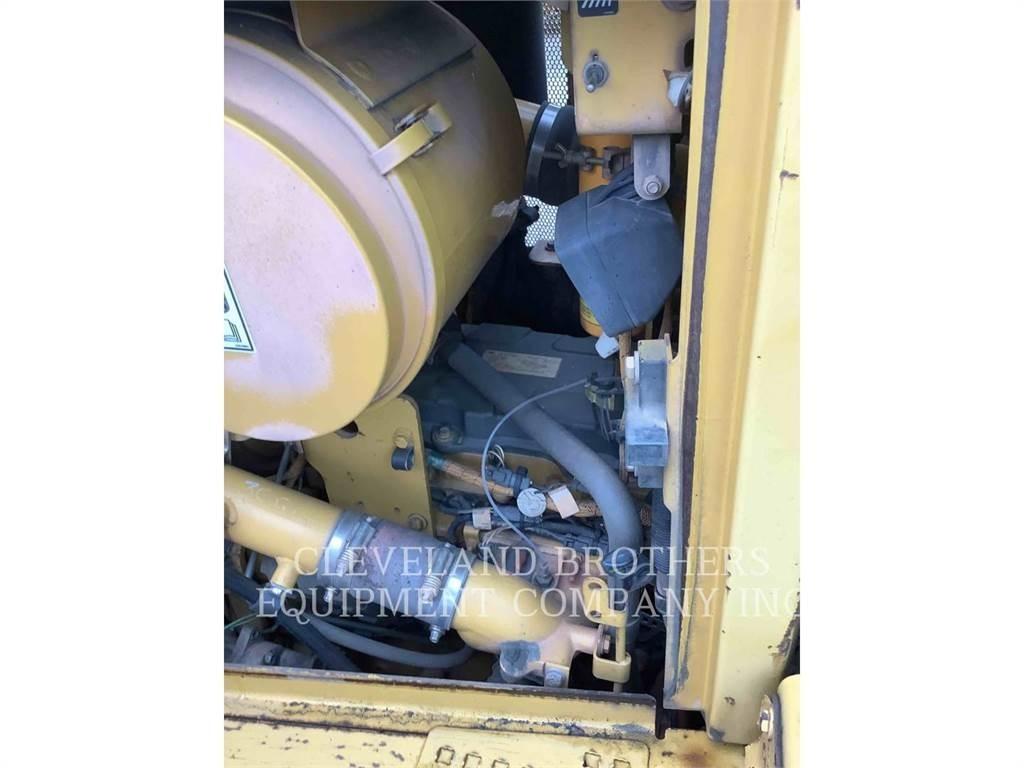 CAT D6T XW Buldožeri guseničari