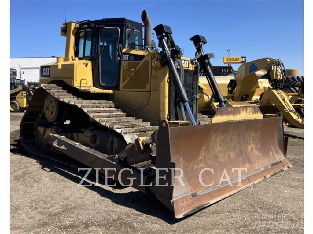 CAT D6T4FLGPA Buldožeri guseničari