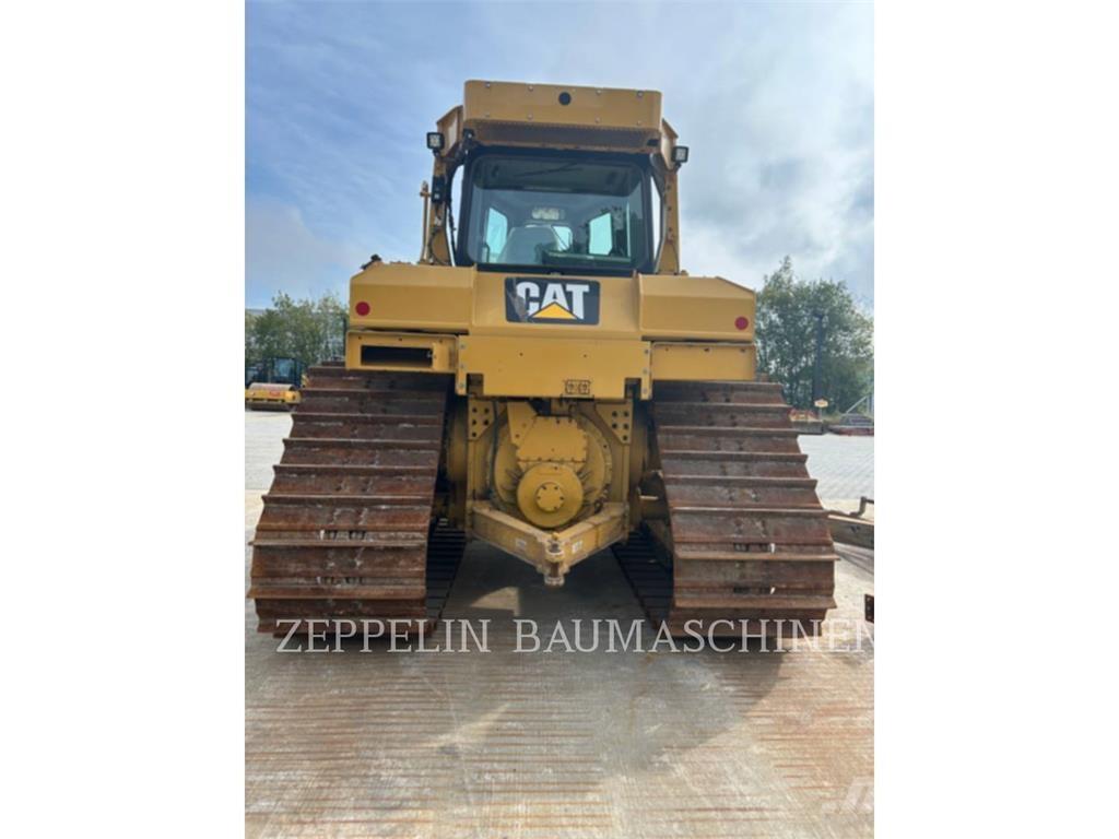 CAT D6TM Buldožeri guseničari