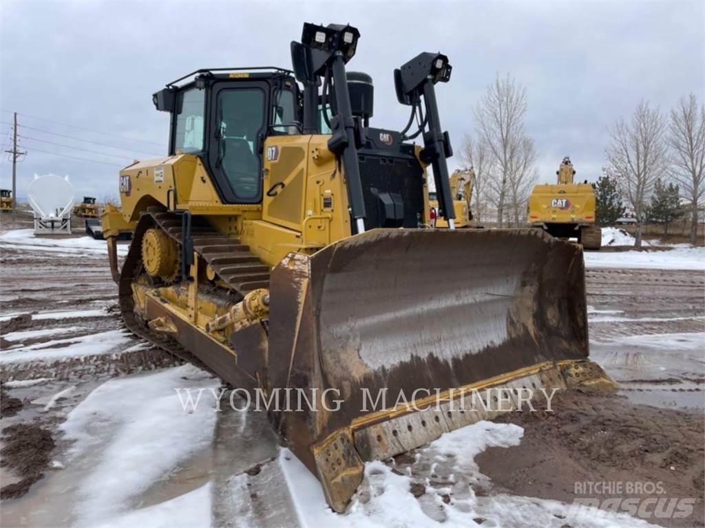 CAT D7 Buldožeri guseničari