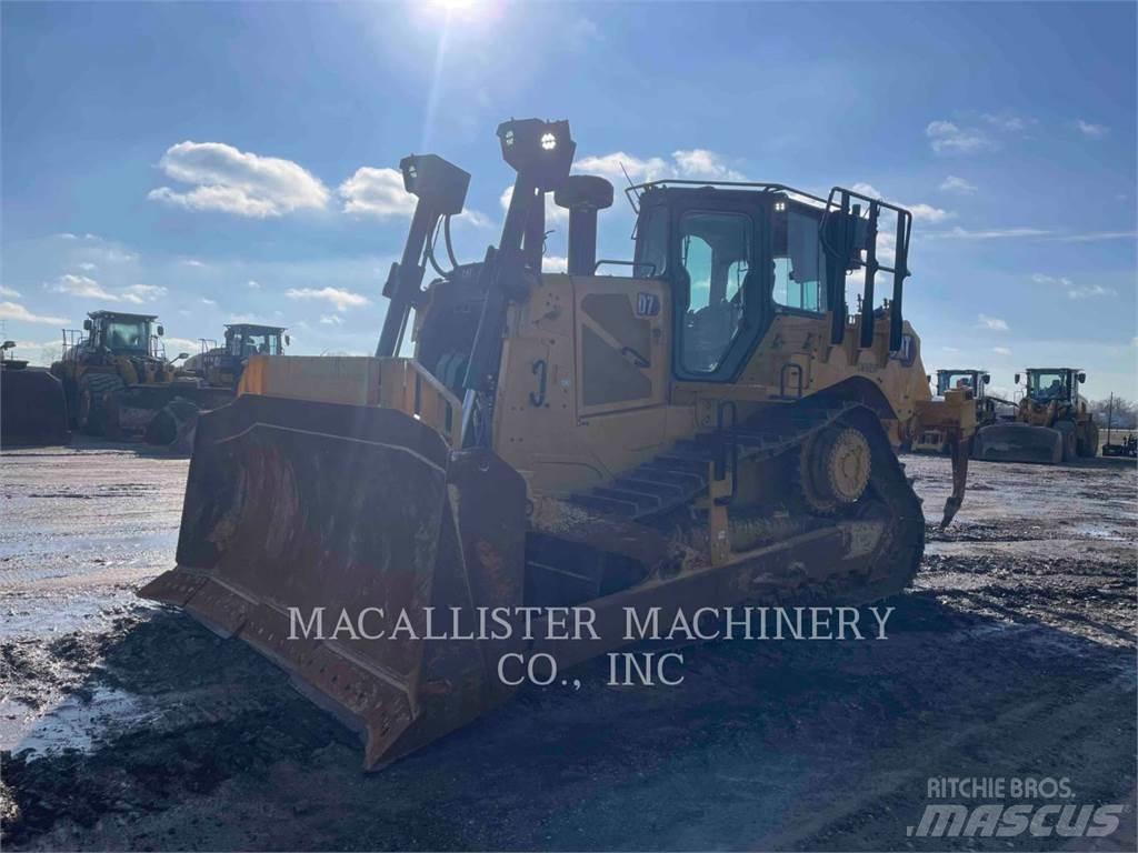CAT D7 Buldožeri guseničari