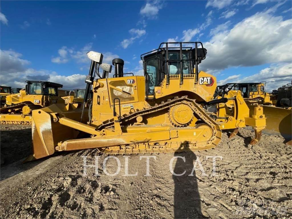 CAT D7 Buldožeri guseničari