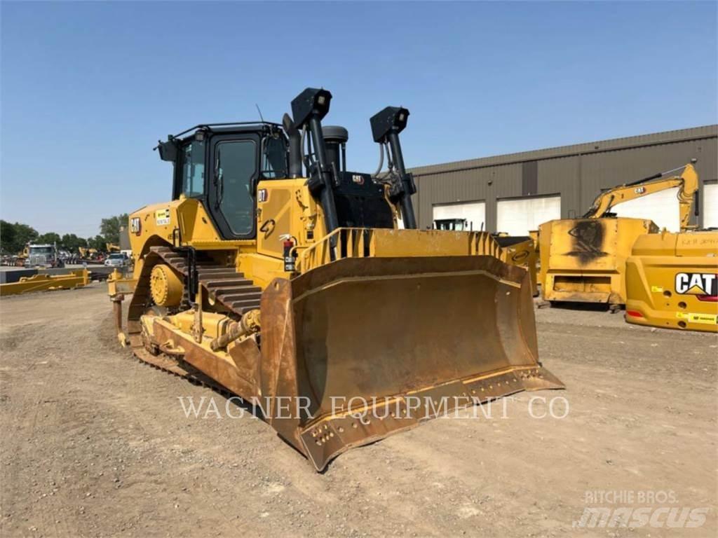 CAT D7 Buldožeri guseničari