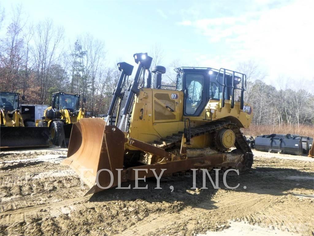 CAT D7-17 Buldožeri guseničari