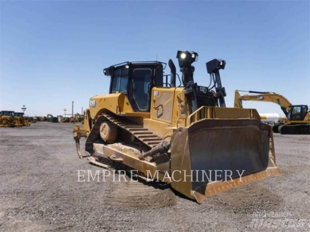 CAT D7-17 Buldožeri guseničari