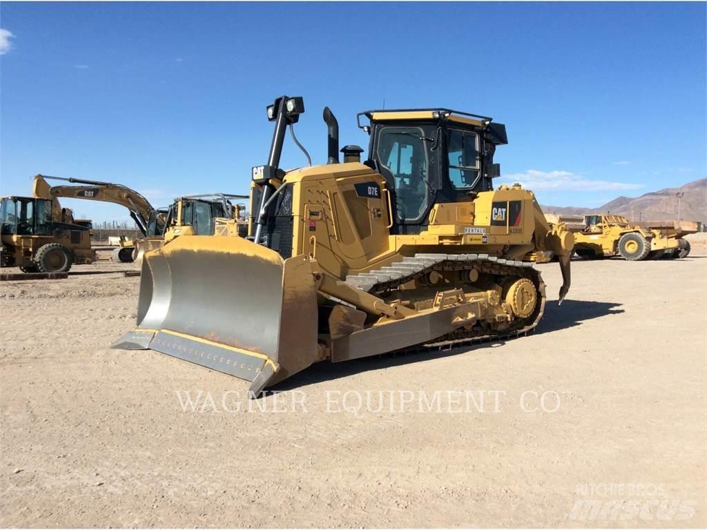 CAT D7E Buldožeri guseničari