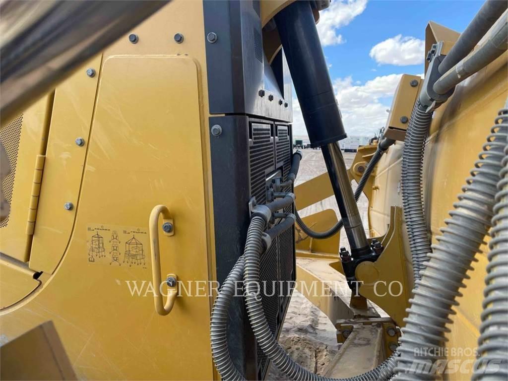 CAT D7E Buldožeri guseničari