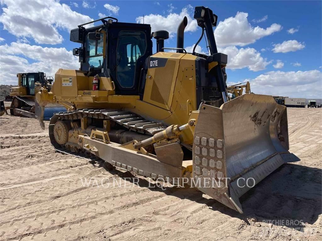 CAT D7E Buldožeri guseničari