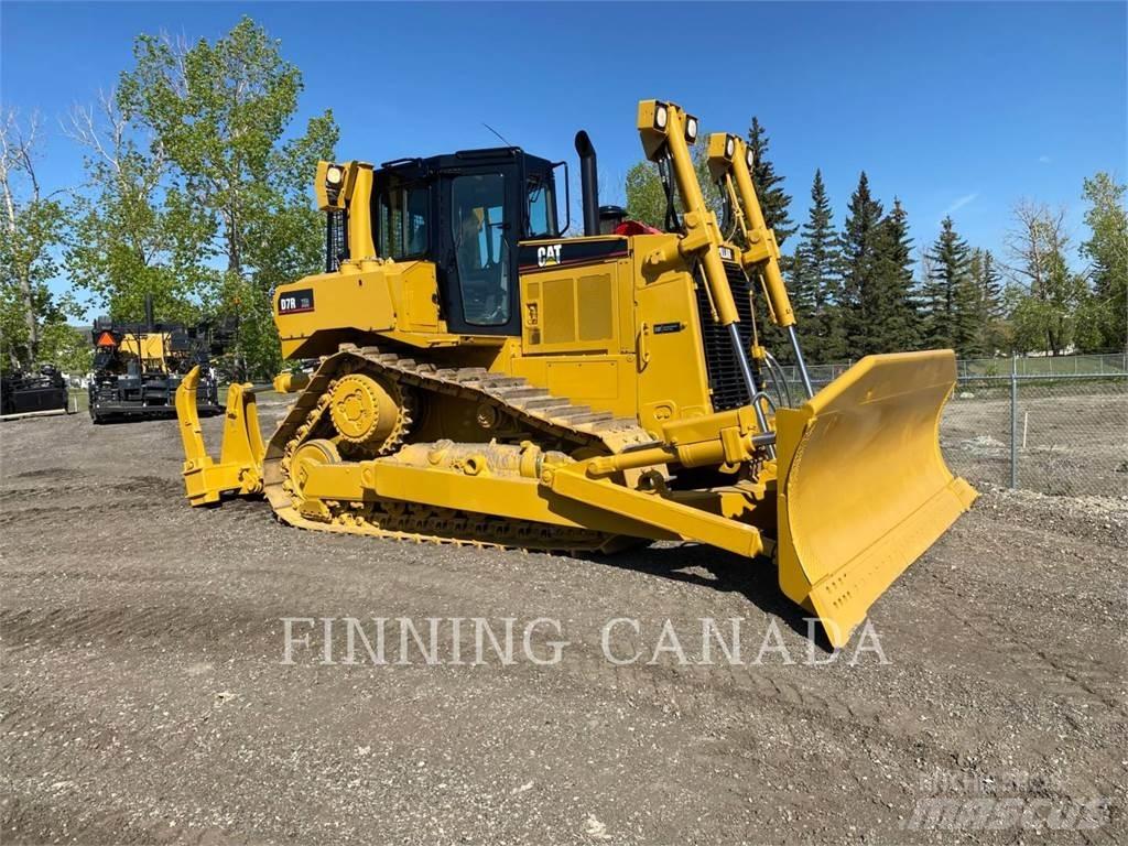 CAT D7R Buldožeri guseničari