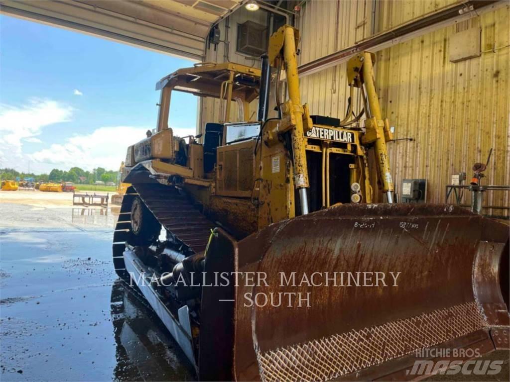 CAT D7R Buldožeri guseničari