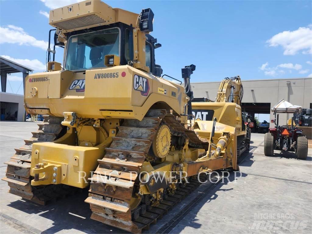 CAT D8 Buldožeri guseničari