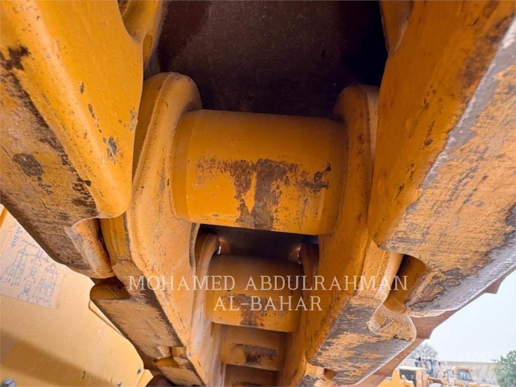 CAT D8-19 Buldožeri guseničari