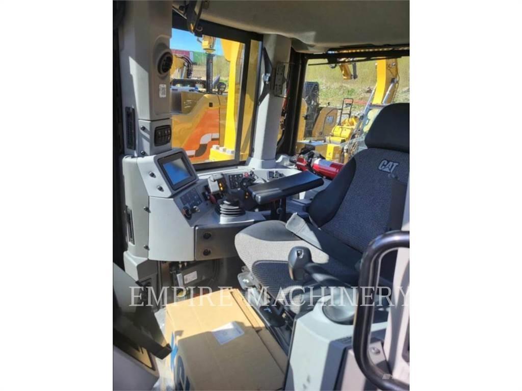 CAT D8-21 Buldožeri guseničari