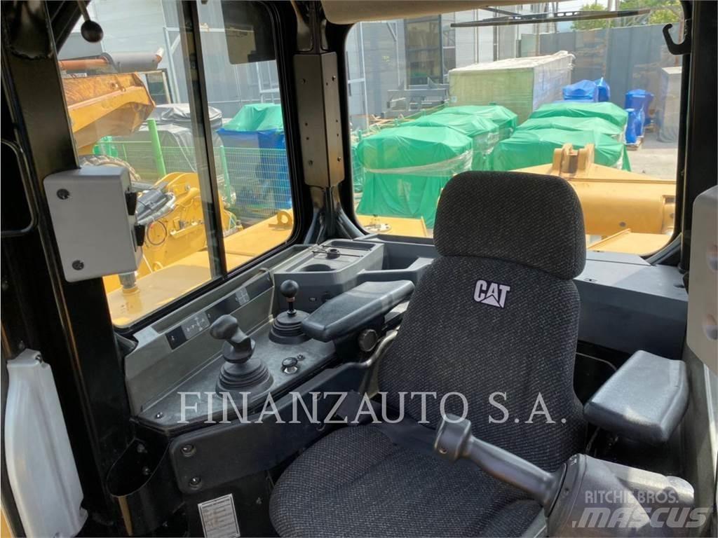 CAT D8R Buldožeri guseničari