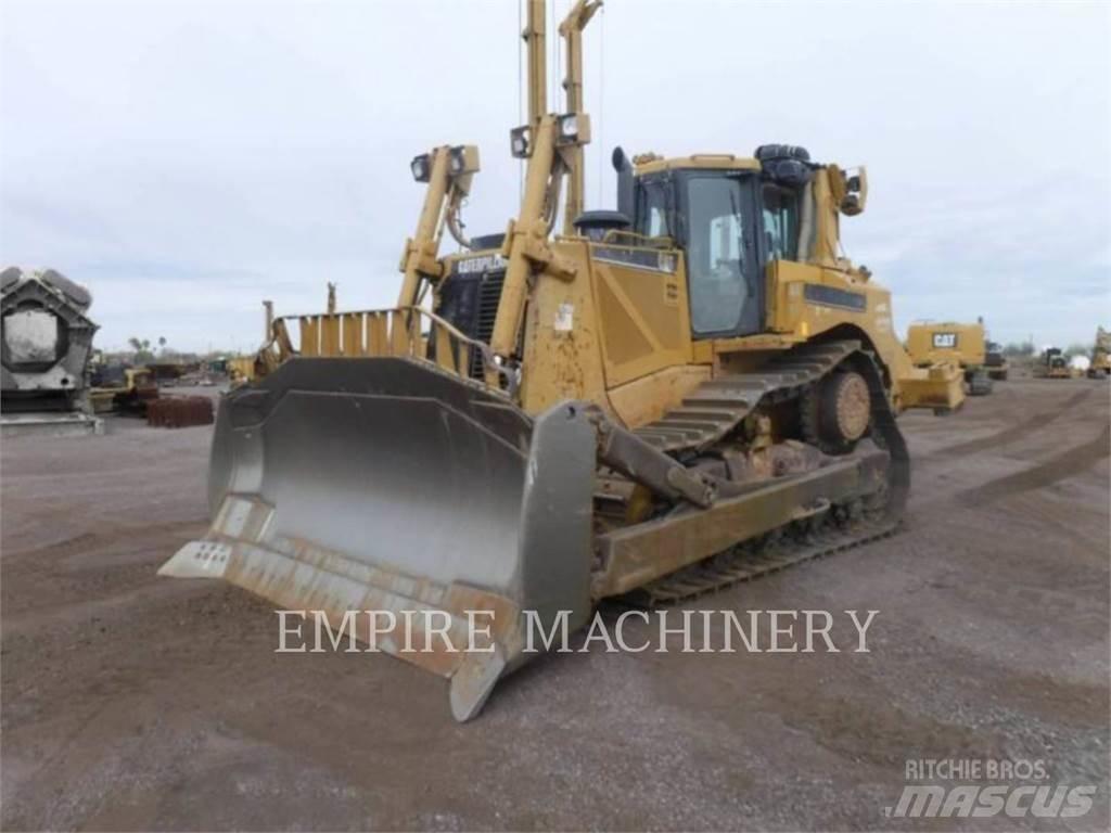 CAT D8T Buldožeri guseničari