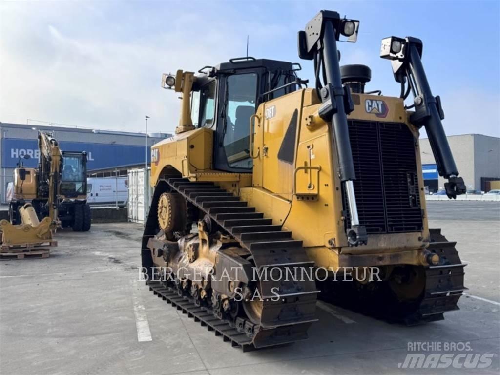 CAT D8T Buldožeri guseničari