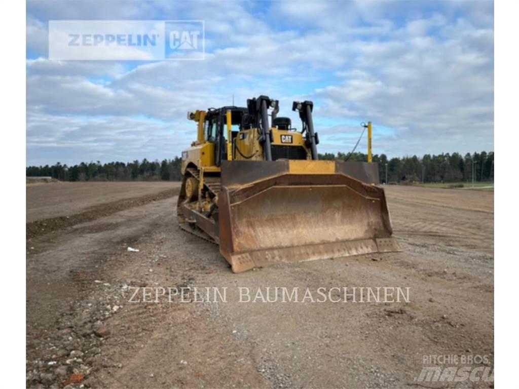 CAT D8T Buldožeri guseničari
