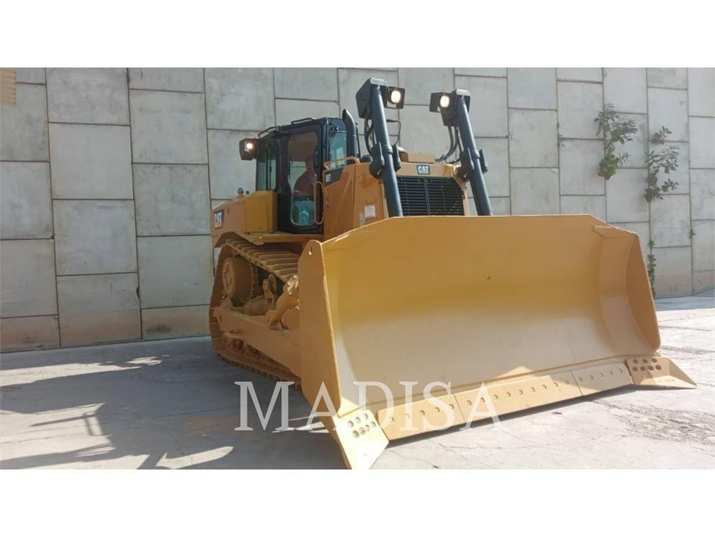 CAT D8T Buldožeri guseničari